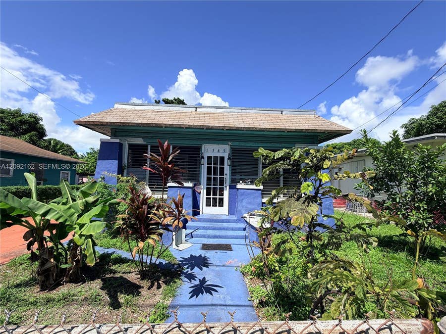 Property photo for Miami, FL