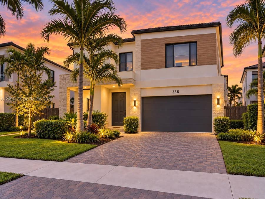 Property photo for 336 NE 210th Way, Miami, FL
