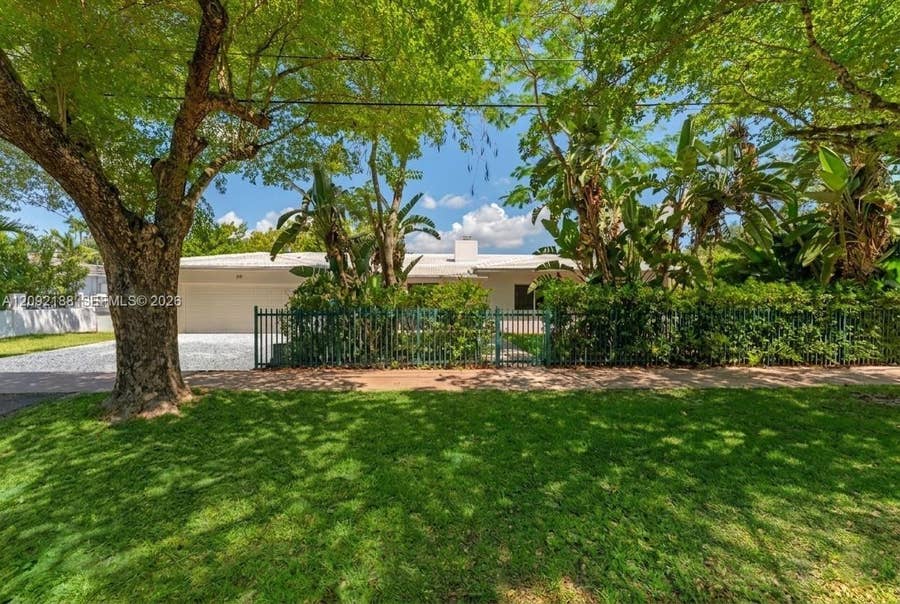 Property photo for 739 S Alhambra Circle, Coral Gables, FL