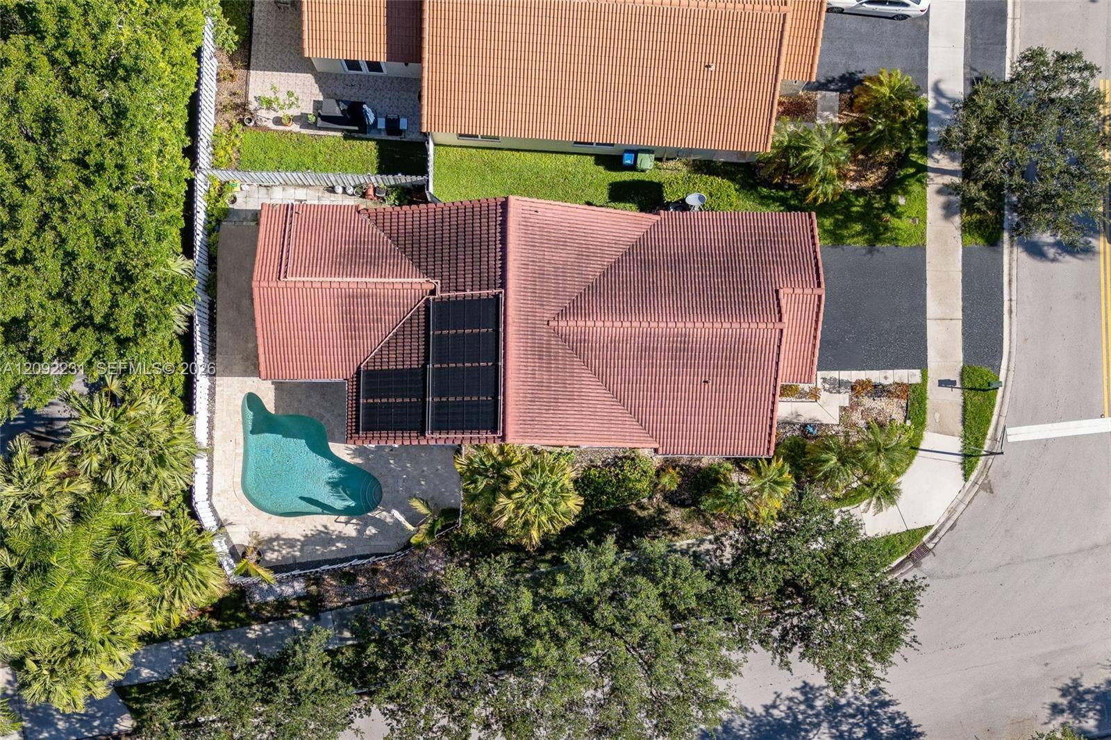 890 San Remo Drive, Weston, FL 33326 Photo 2