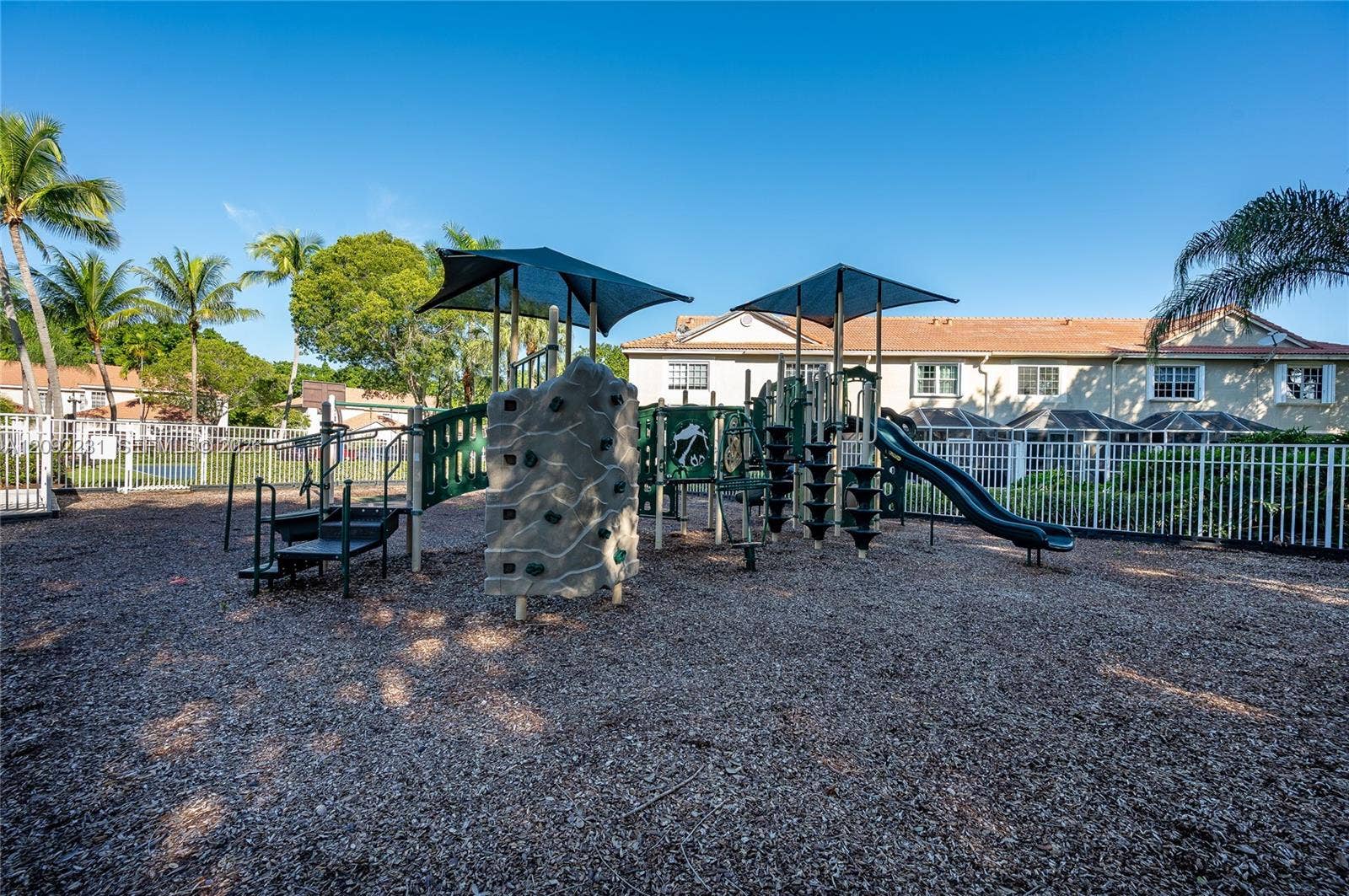 890 San Remo Drive, Weston, FL 33326 Photo 12