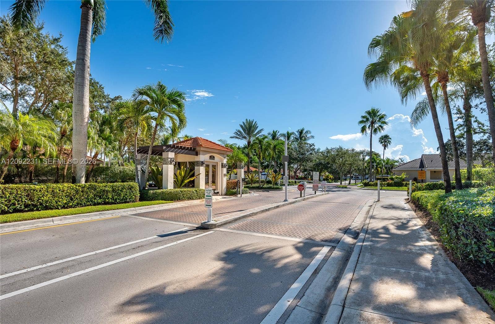 890 San Remo Drive, Weston, FL 33326 Photo 8