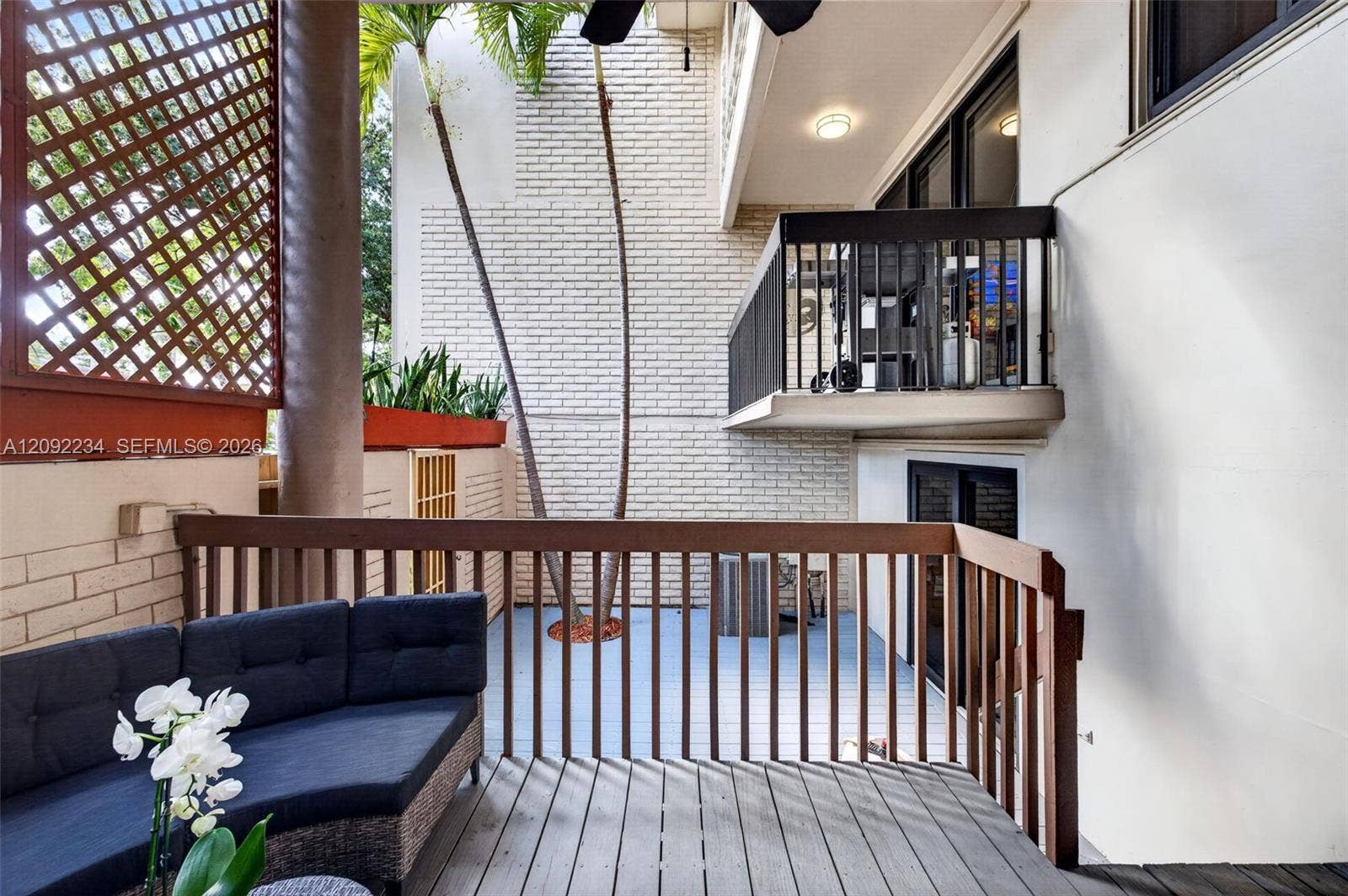 1401 NE 9th Street, #50, Fort Lauderdale, FL 33304 Elevated Deck Accommodates Oversized Outdoor Furnishings for a Wonderful Atmosphere