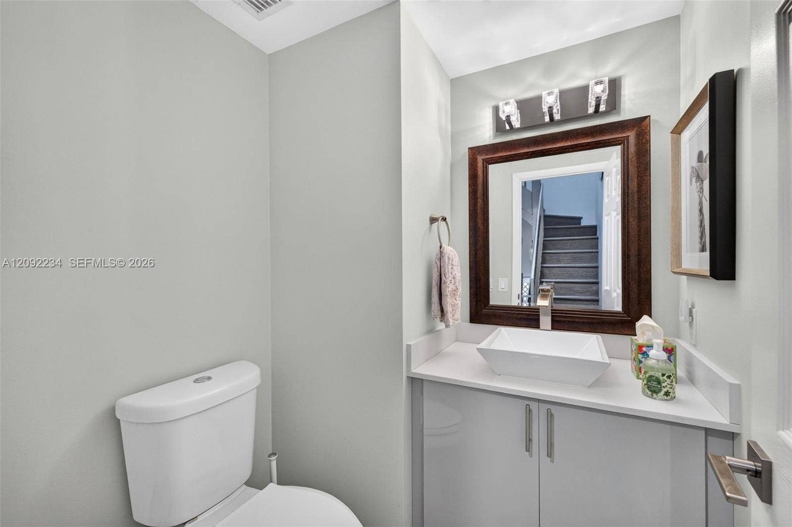 1401 NE 9th Street, #50, Fort Lauderdale, FL 33304 Second Floor Half Bath is Convenient for Guests and Beautifully Renovated
