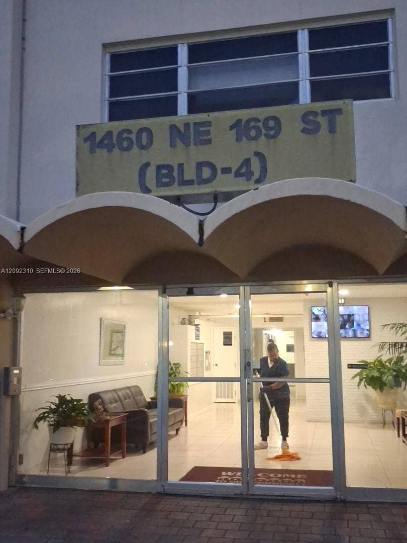 Property photo for Miami, FL