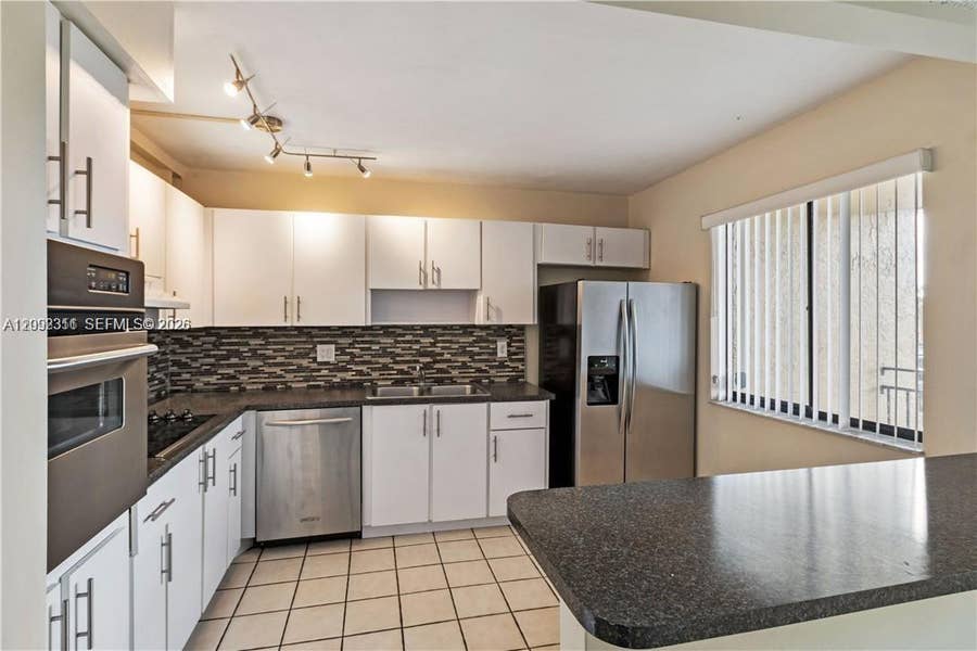 Property photo for 321 Lakeview Drive, #204, Weston, FL