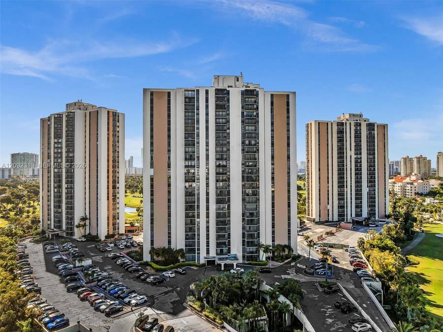Property photo for 20301 W Country Club Drive, #622, Aventura, FL
