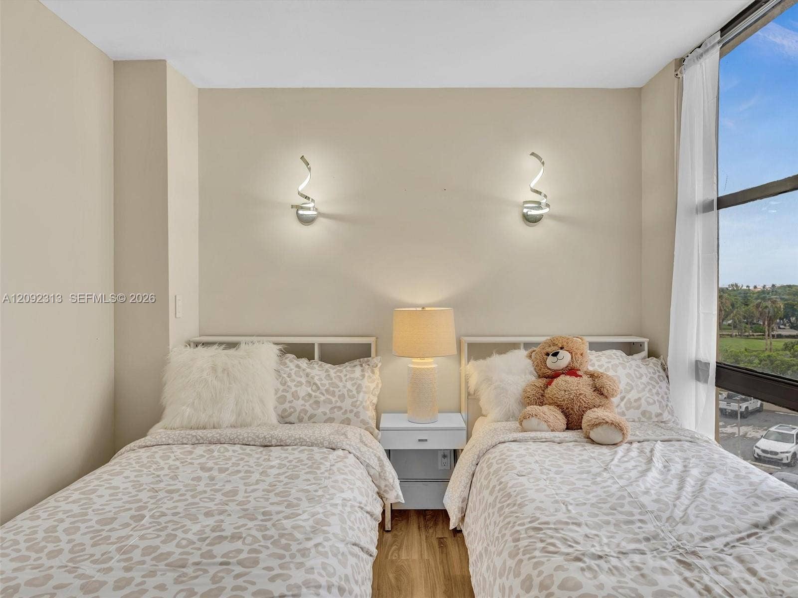 20301 W Country Club Drive, #622, Aventura, FL 33180 Second Bedroom