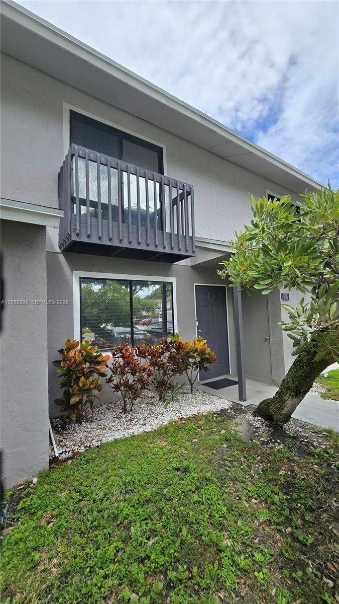 Property photo for 605 Riverside Drive, Greenacres, FL