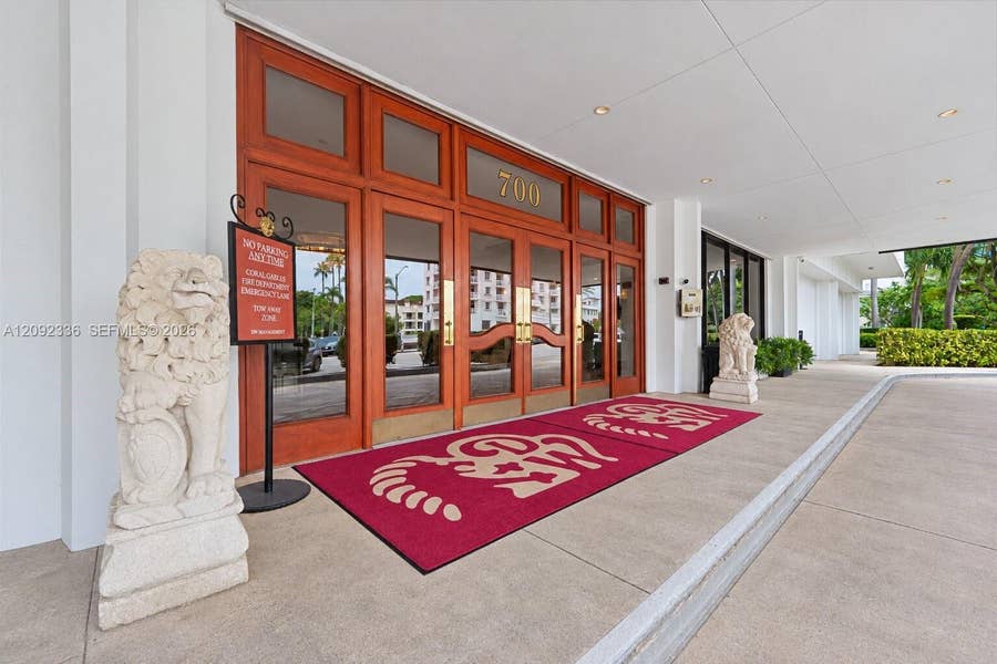 Property photo for 700 Biltmore Way, #814, Coral Gables, FL