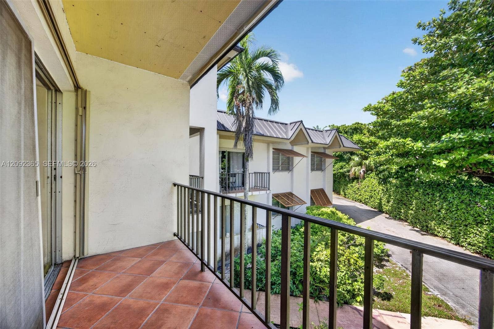 9356 SW 77th Avenue, #J7, Miami, FL 33156 Covered balcony