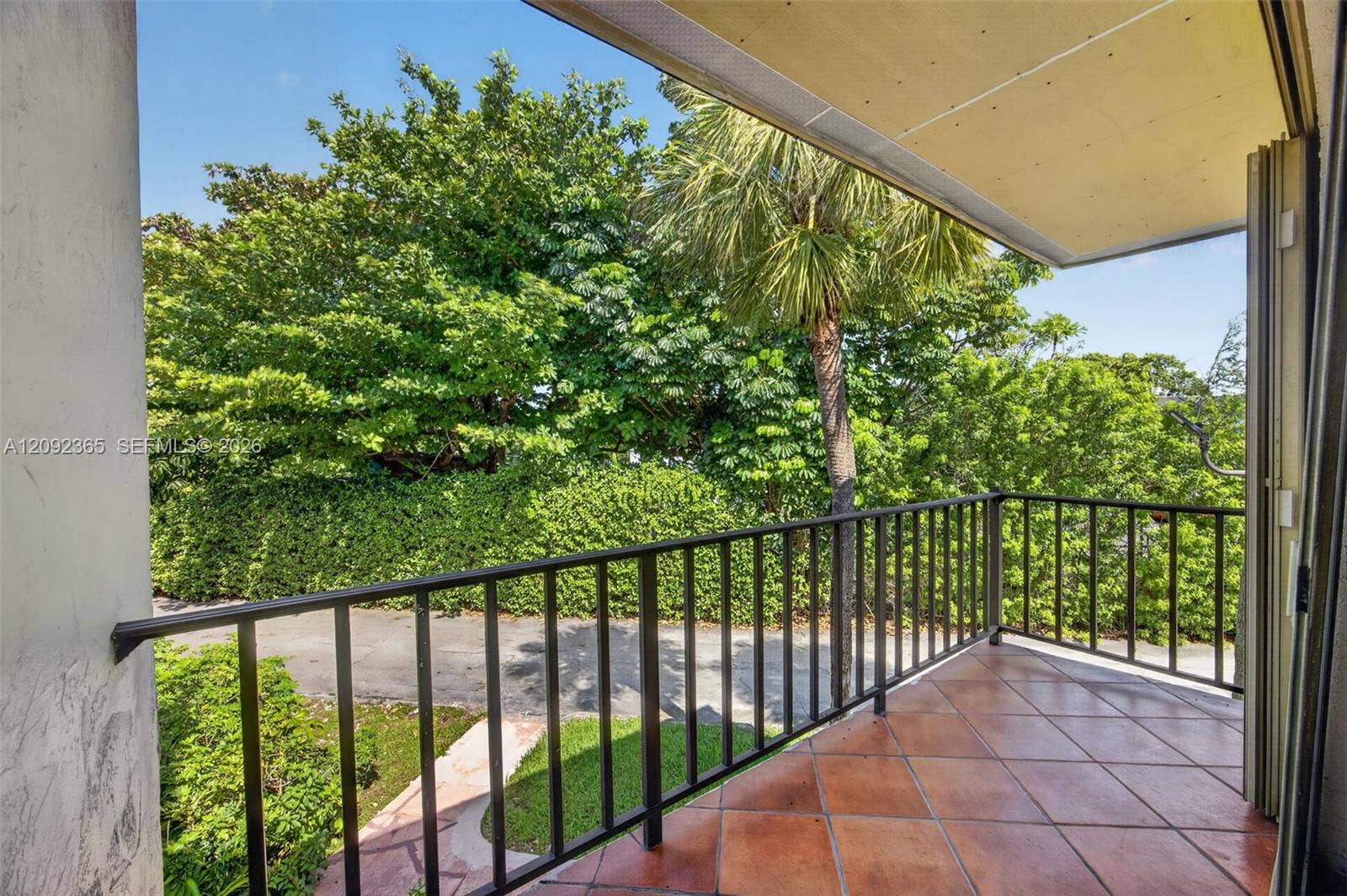 9356 SW 77th Avenue, #J7, Miami, FL 33156 Covered balcony