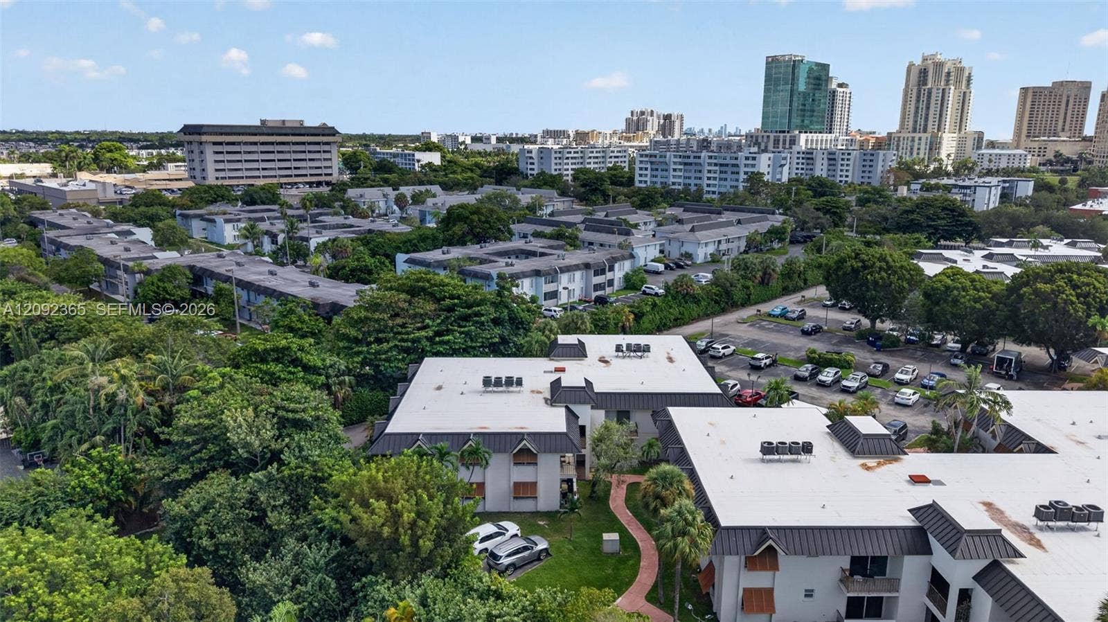 9356 SW 77th Avenue, #J7, Miami, FL 33156 East Kendall near Dadeland Mall, Metrorail Station, Palmetto Expressway, US-1