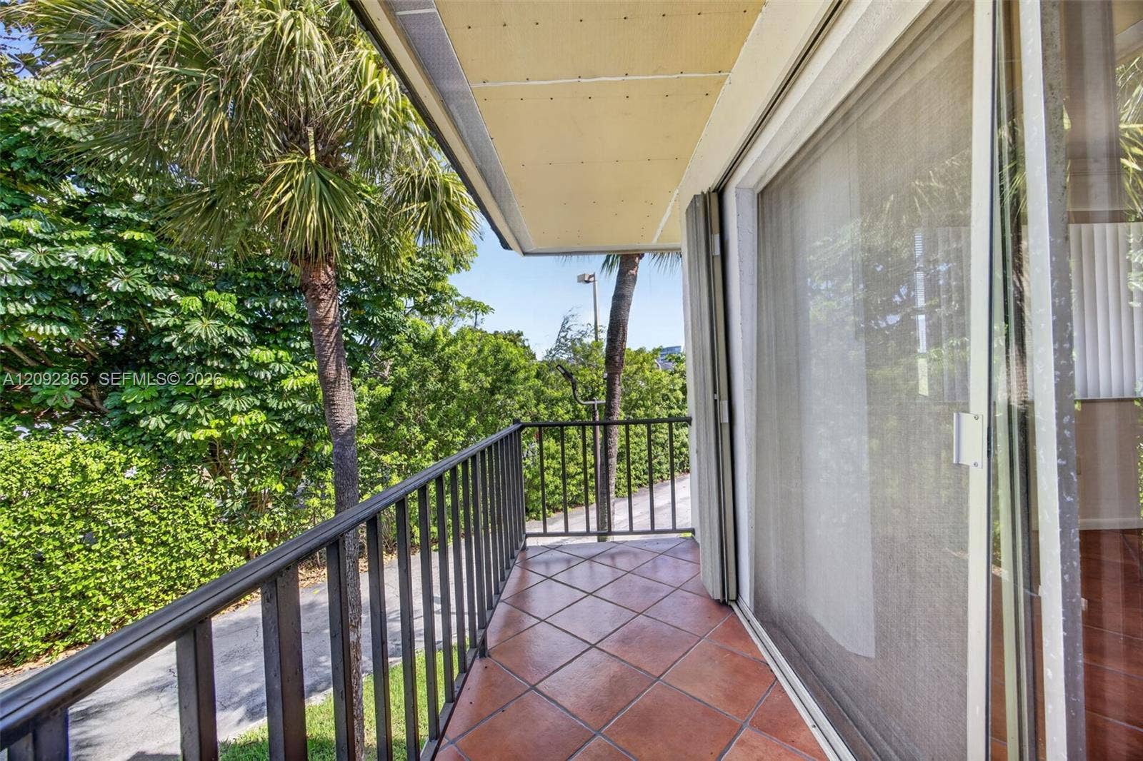 9356 SW 77th Avenue, #J7, Miami, FL 33156 Covered balcony