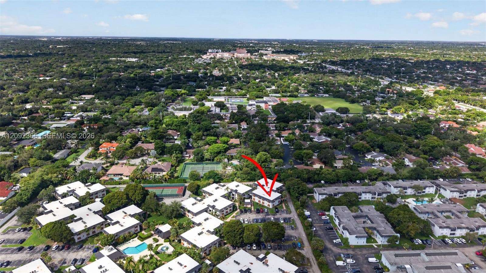 9356 SW 77th Avenue, #J7, Miami, FL 33156 Located in East Kendall