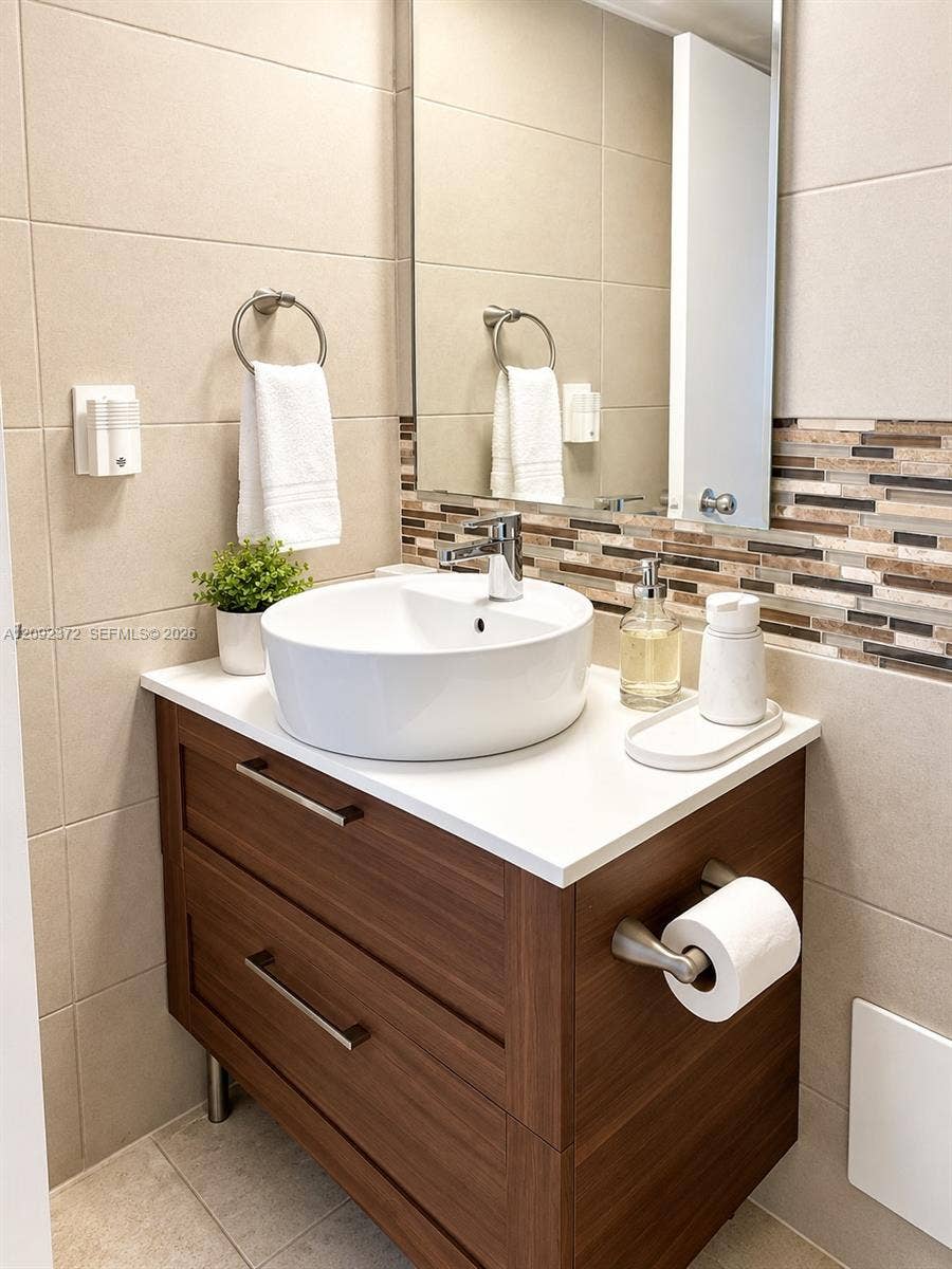 9195 Collins Avenue, #1106, Surfside, Surfside, FL 33154 Photo 8