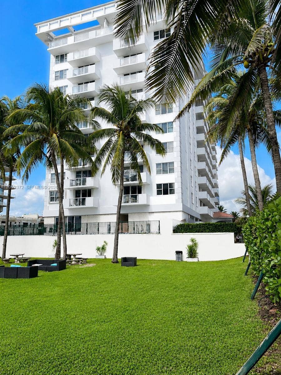 9195 Collins Avenue, #1106, Surfside, Surfside, FL 33154 Photo 11