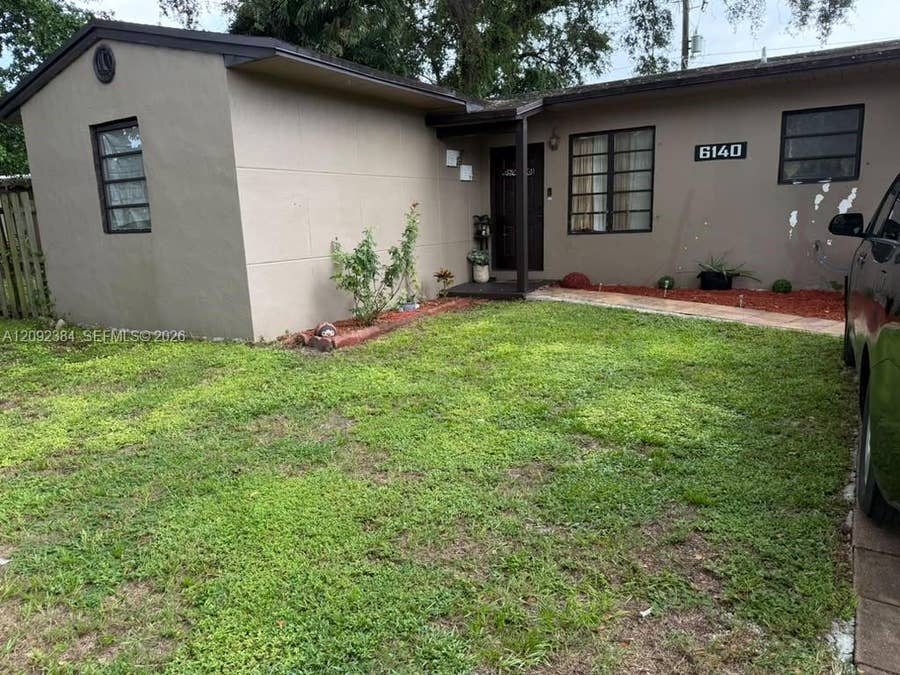 Property photo for Hollywood, FL
