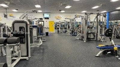 127 Danielle Court, Weston, FL 33326 Bonaventure Town Center Gym