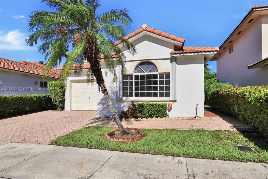 Property photo for 127 Danielle Court, Weston, FL