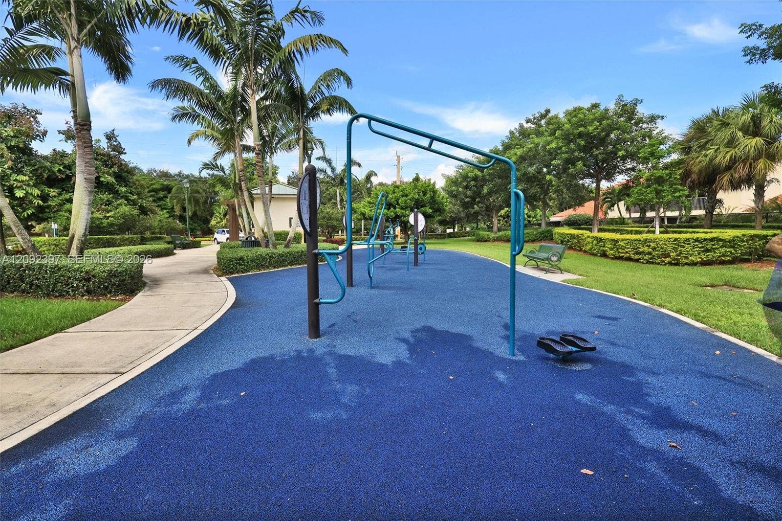 127 Danielle Court, Weston, FL 33326 Bonaventure Park