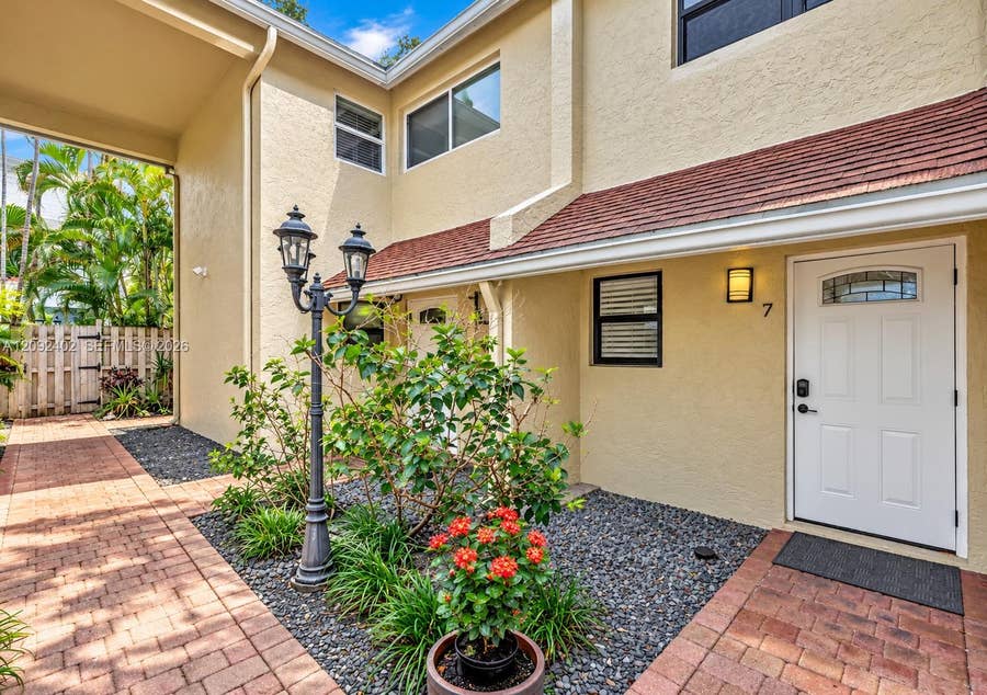 Property photo for 499 SE 13th Street, #7E, Fort Lauderdale, FL