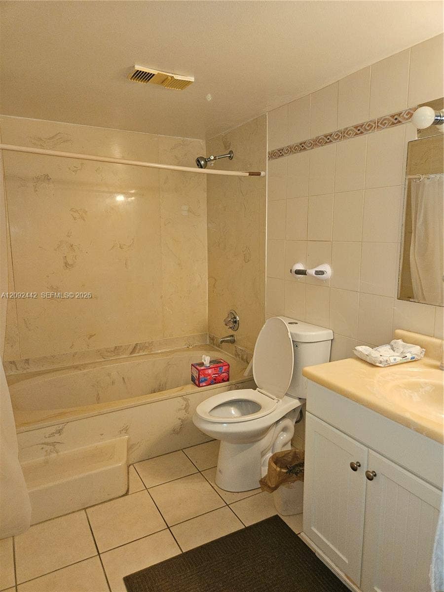 17600 N Bay Road, #N302, Sunny Isles Beach, FL 33160 Photo 11