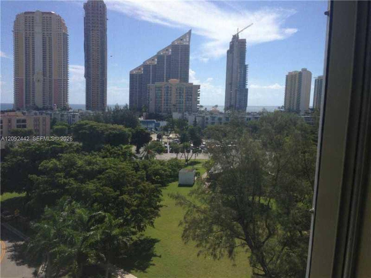 17600 N Bay Road, #N302, Sunny Isles Beach, FL 33160 Photo 13