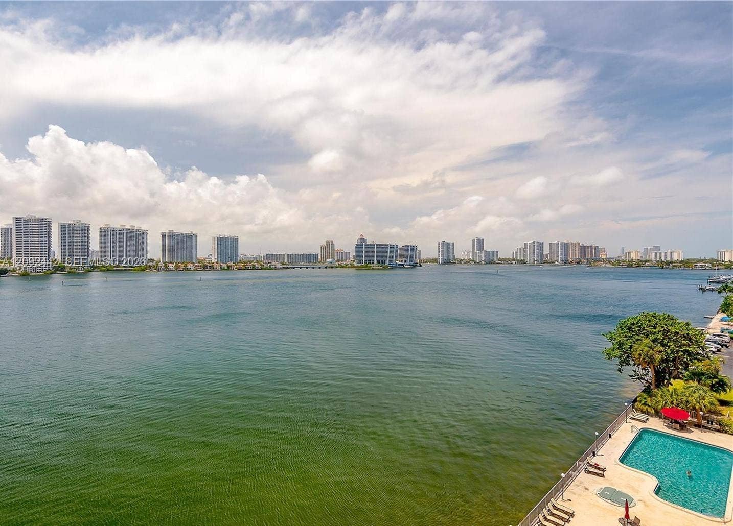 17600 N Bay Road, #N302, Sunny Isles Beach, FL 33160 Photo 2