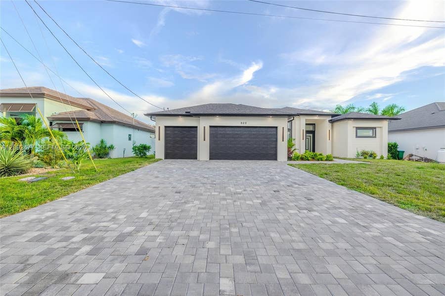 Property photo for 920 SE 5th Terrace, Cape Coral, FL
