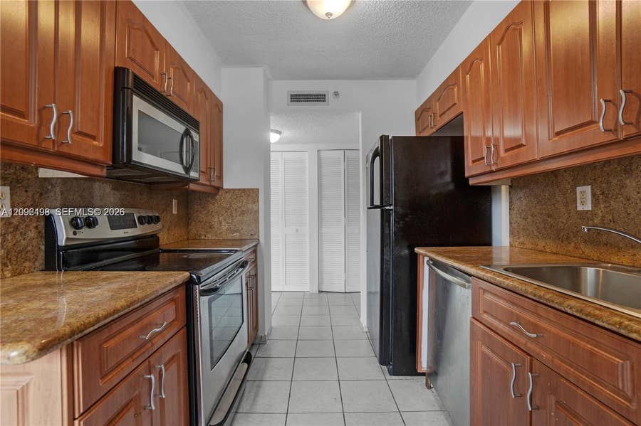 Property photo for 1688 West Avenue, #408, Miami Beach, FL