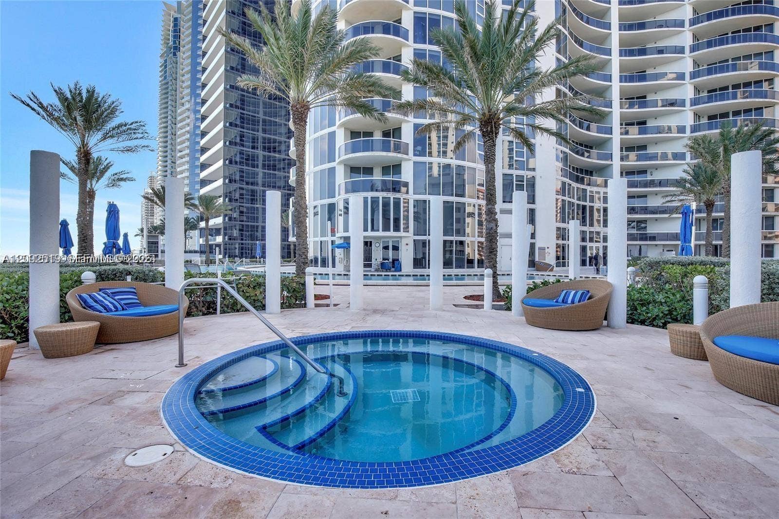 17201 Collins Avenue, #3101, Sunny Isles Beach, Sunny Isles Beach, FL 33160 Photo 4