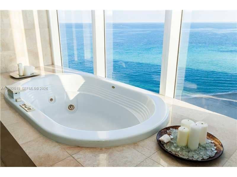 17201 Collins Avenue, #3101, Sunny Isles Beach, Sunny Isles Beach, FL 33160 Photo 21