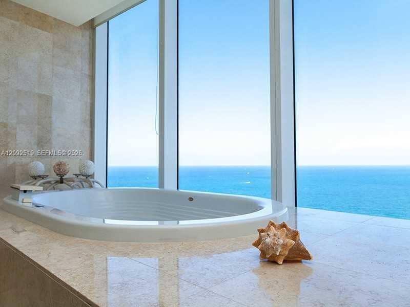 17201 Collins Avenue, #3101, Sunny Isles Beach, Sunny Isles Beach, FL 33160 Photo 24