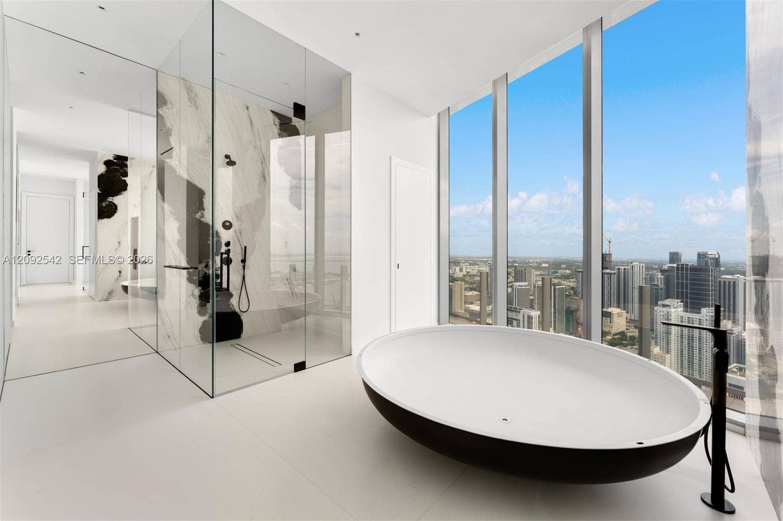 300 Biscayne Boulevard Way, #PH5801C, Miami, FL 33131 Photo 9