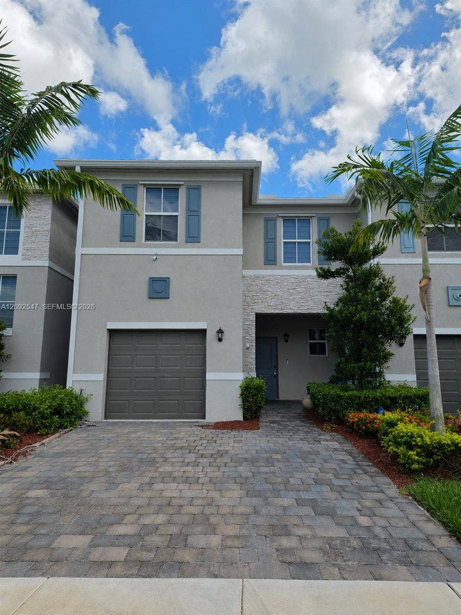 Property photo for 758 SE 16th Court, Homestead, FL