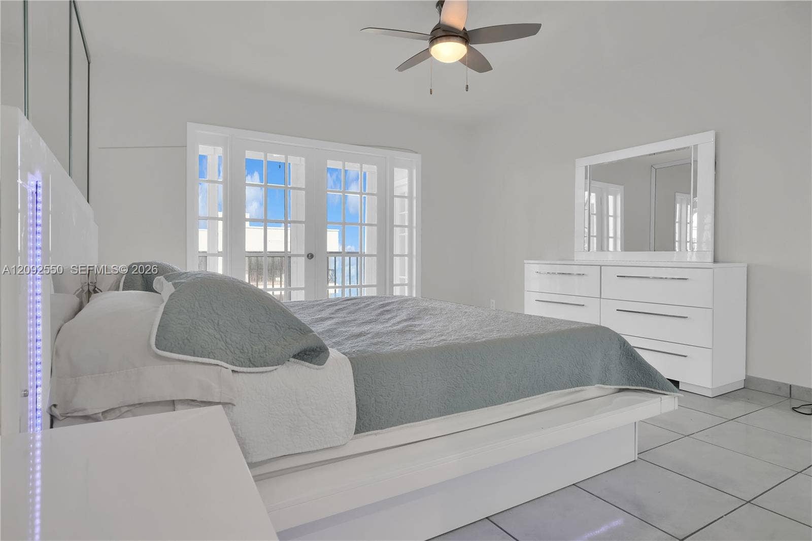5401 E Collins Avenue, #601, Miami Beach, FL 33140 Photo 31