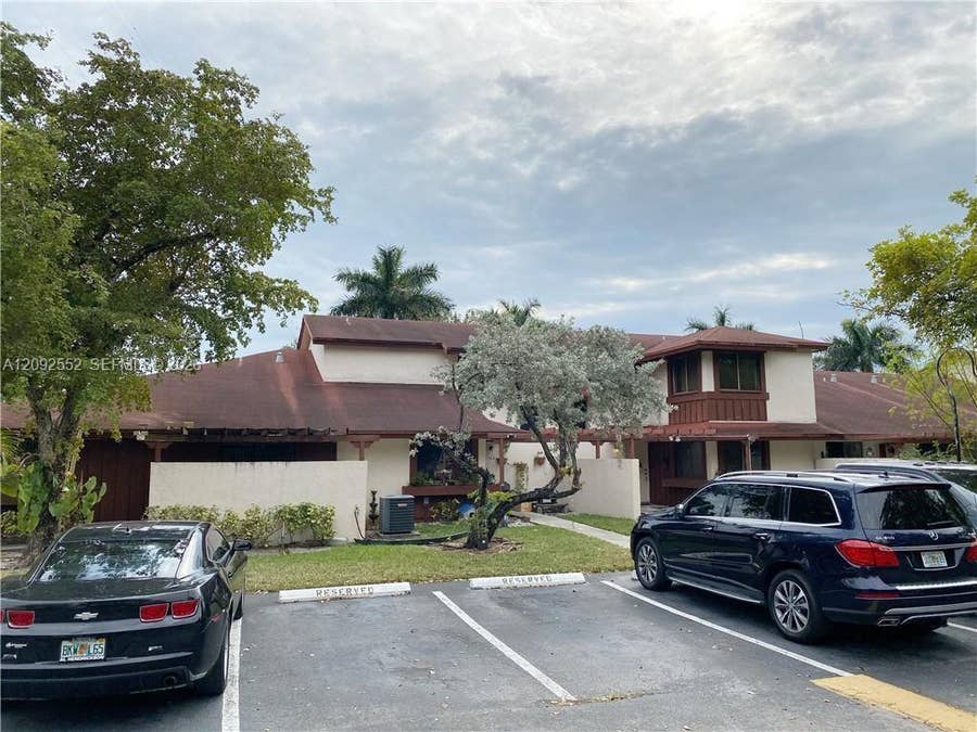Property photo for 600 NW 210th Street, #102-28, Miami Gardens, FL