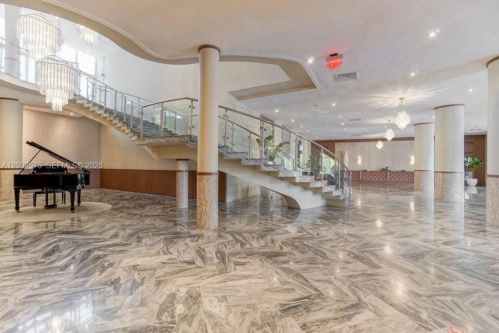 5401 Collins Avenue, #628, Miami Beach, FL 33140 Photo 13
