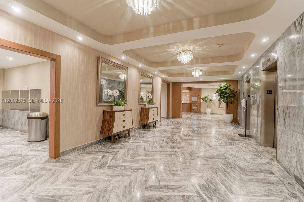 5401 Collins Avenue, #628, Miami Beach, FL 33140 Photo 12