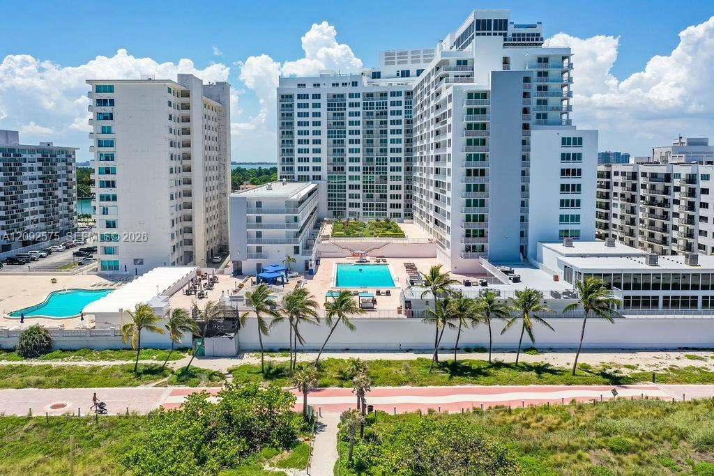5401 Collins Avenue, #628, Miami Beach, FL 33140 Photo 4