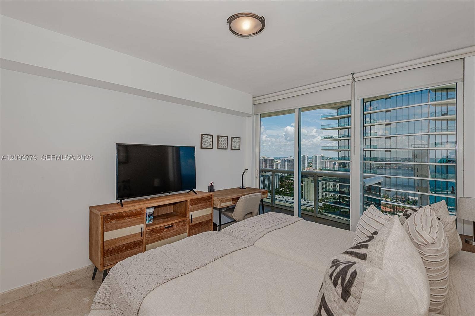 18911 Collins Avenue, #3402, Sunny Isles Beach, Sunny Isles Beach, FL 33160 Photo 21
