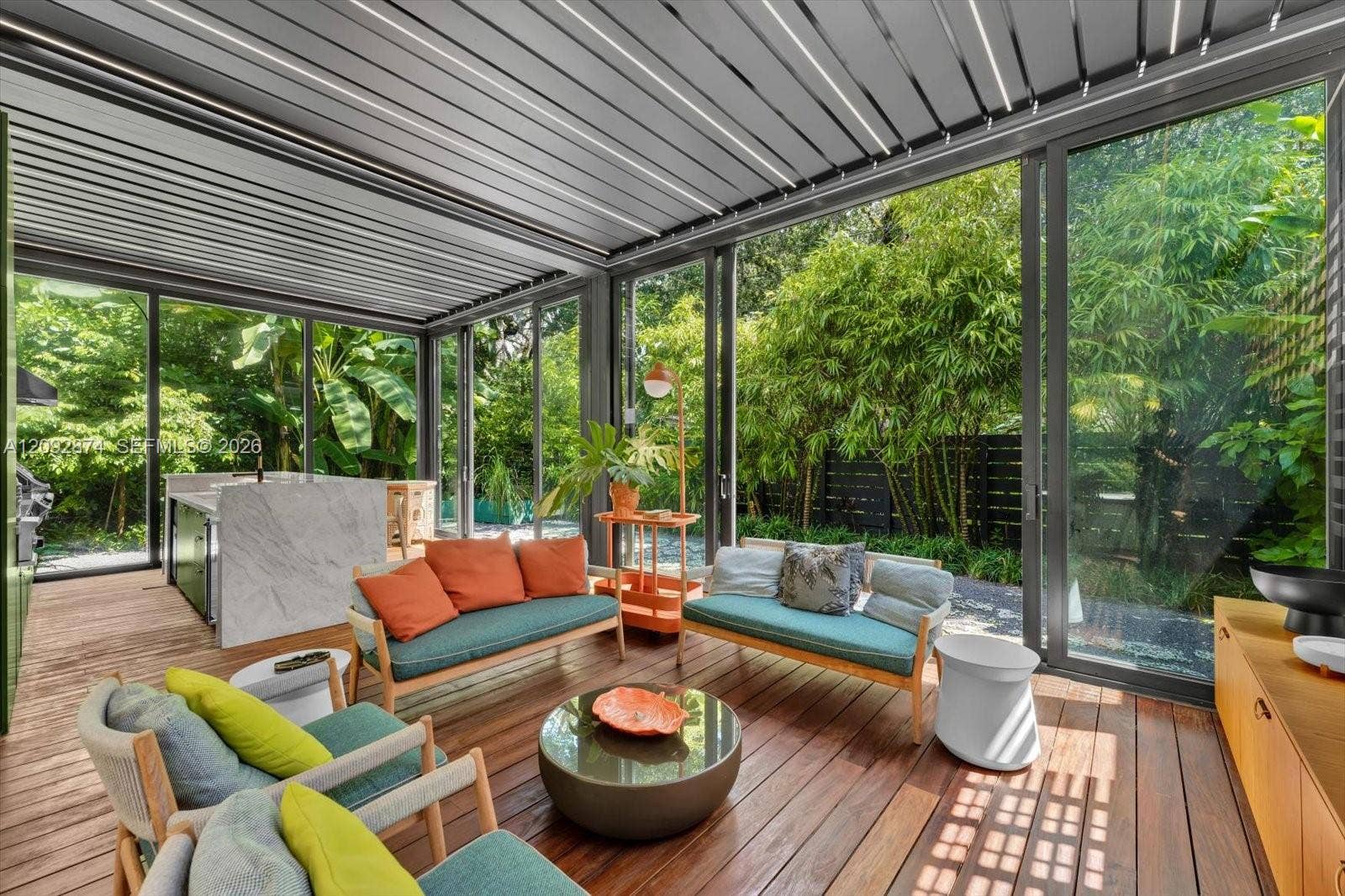 4801 SW 74th Terrace, Miami, FL 33143 Gourmet Area