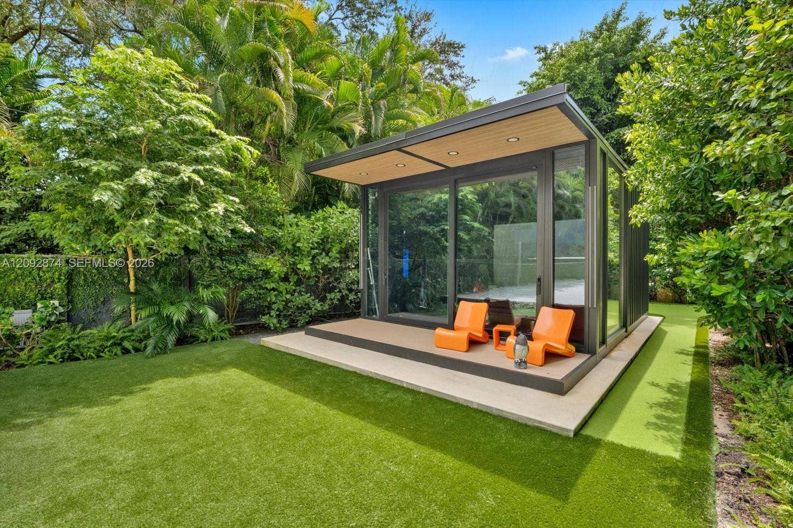 4801 SW 74th Terrace, Miami, FL 33143 Golf Simulator / Gym