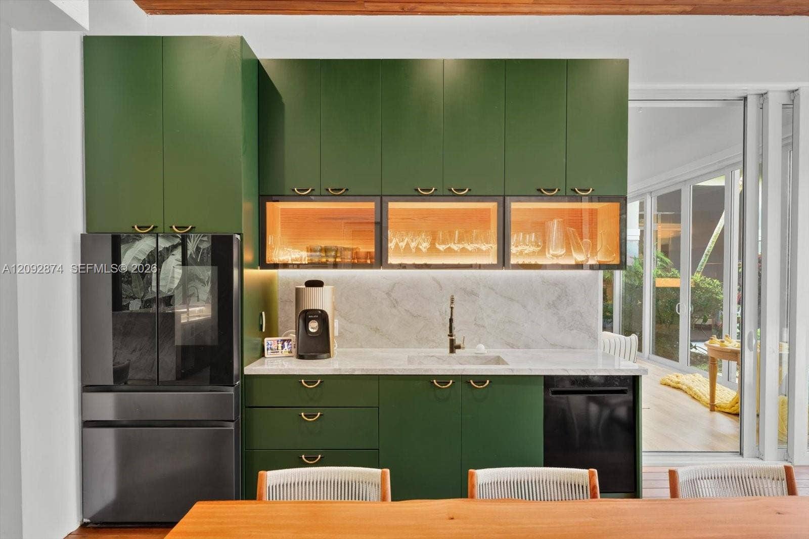 4801 SW 74th Terrace, Miami, FL 33143 Gourmet Area