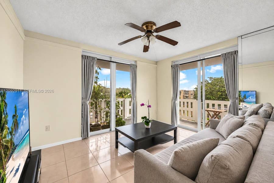 Property photo for 919 Hillcrest Drive, #401, Hollywood, FL