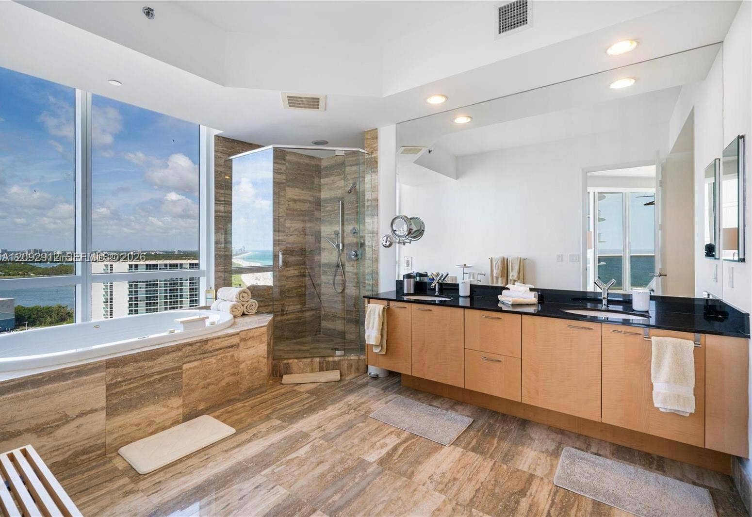 15811 Collins Avenue, #2006, Sunny Isles Beach, FL 33160 Photo 7