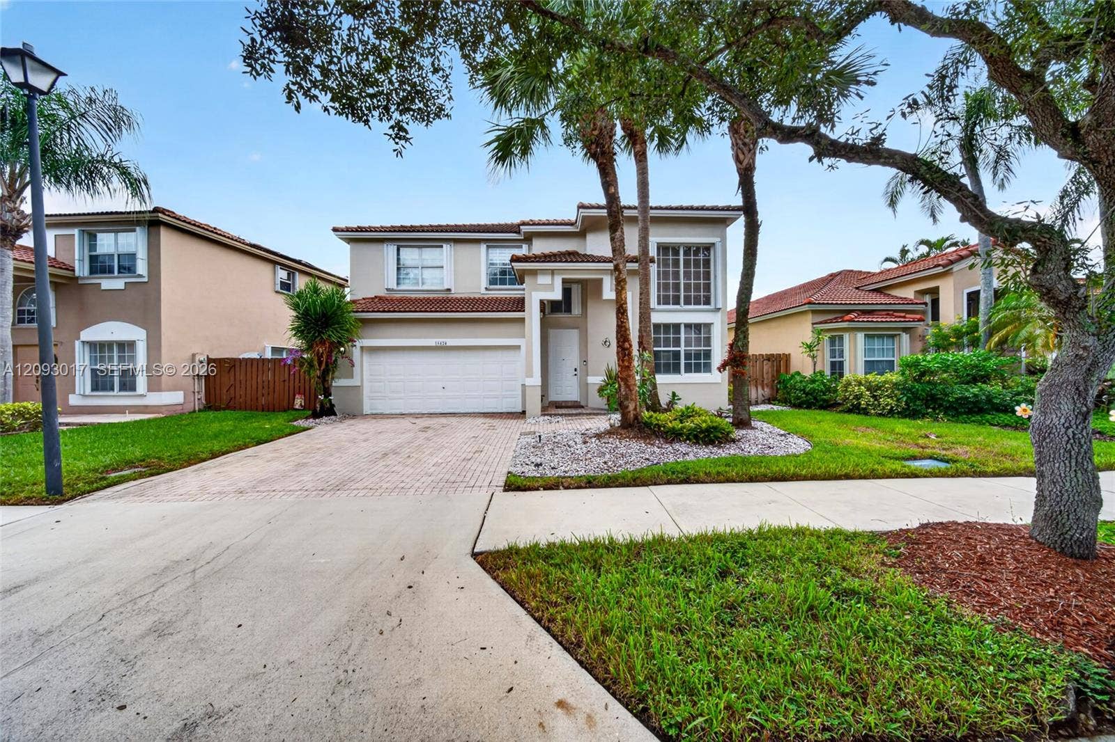 16424 Sapphire Place, Weston, FL 33331 Photo 3