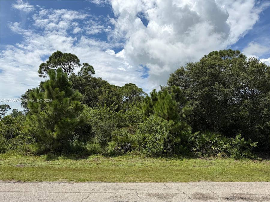 Property photo for 6028 Keystone Circle, Labelle, FL