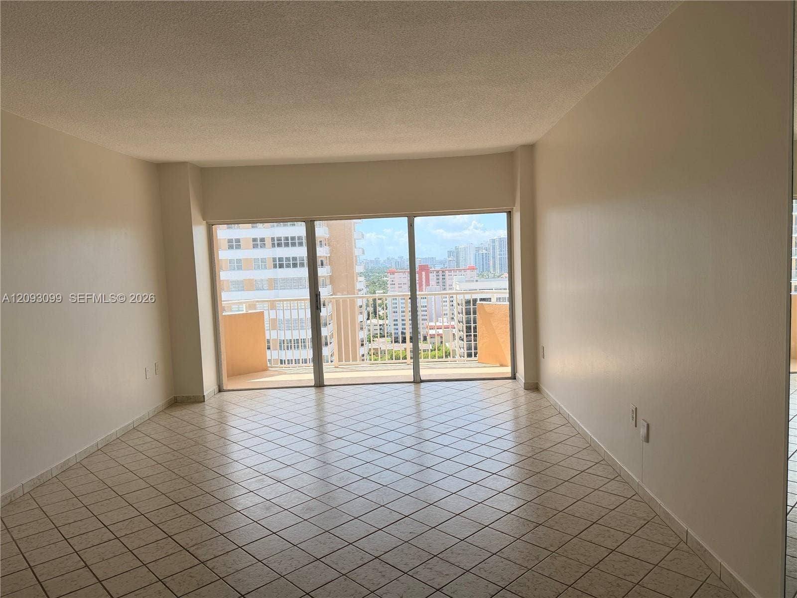 1965 S Ocean Drive, #18C, Hallandale Beach, FL 33009 Photo 2